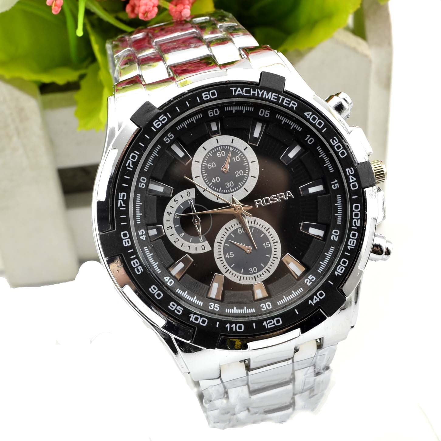 Timeless style meets precision – sleek quartz watches for men and women, perfect for any occasion!
